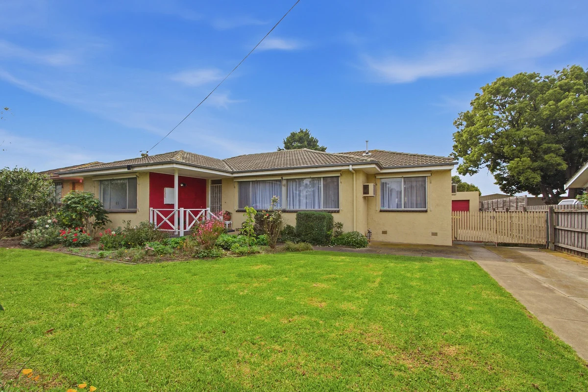 28 Sale Road, Maffra VIC 3860