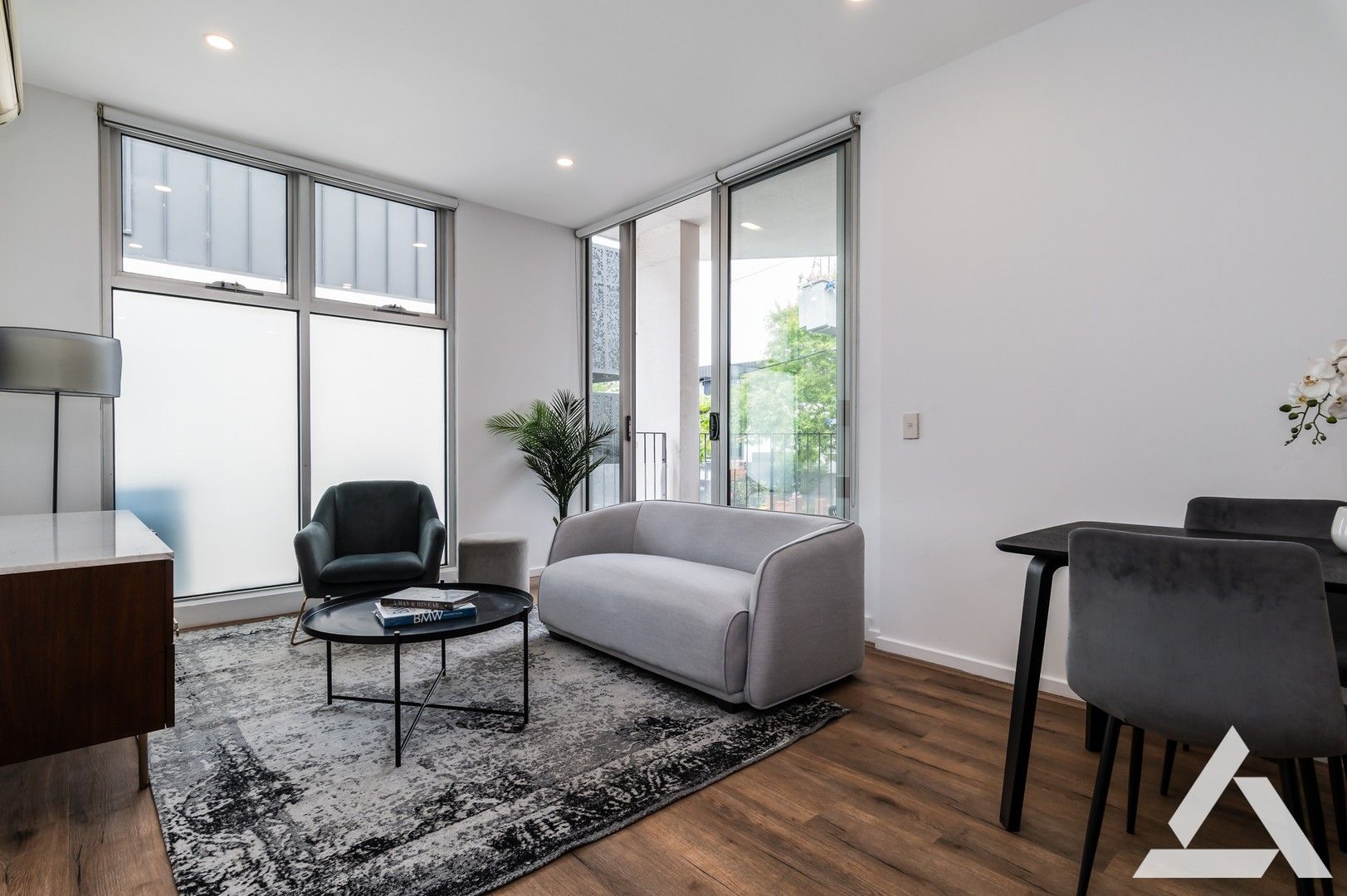 1 bedrooms Apartment / Unit / Flat in 107/122 Ormond Road ELWOOD VIC, 3184