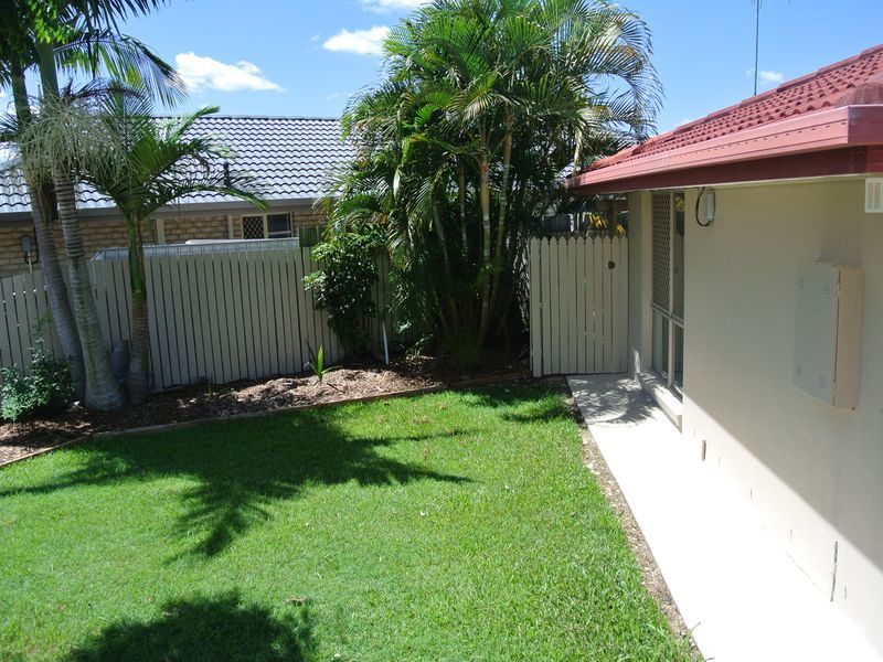 12 Jackson Court, Regents Park QLD 4118, Image 2