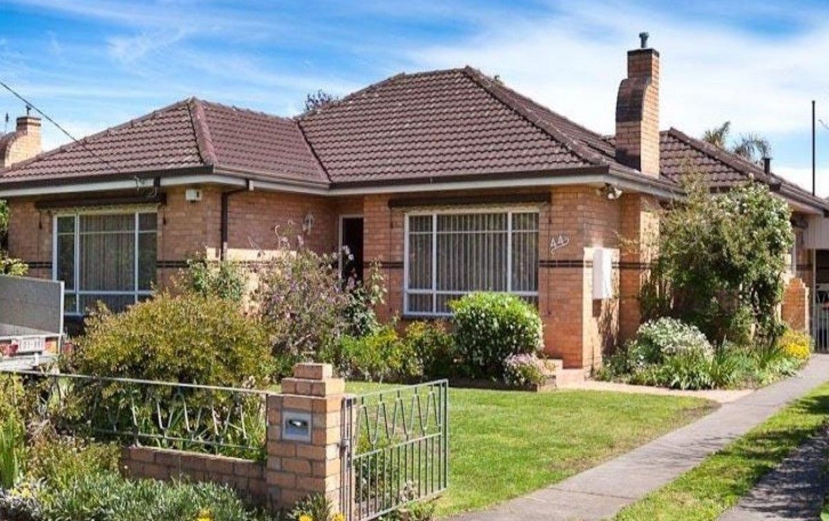 3 bedrooms House in 44 Chandler Road NOBLE PARK VIC, 3174