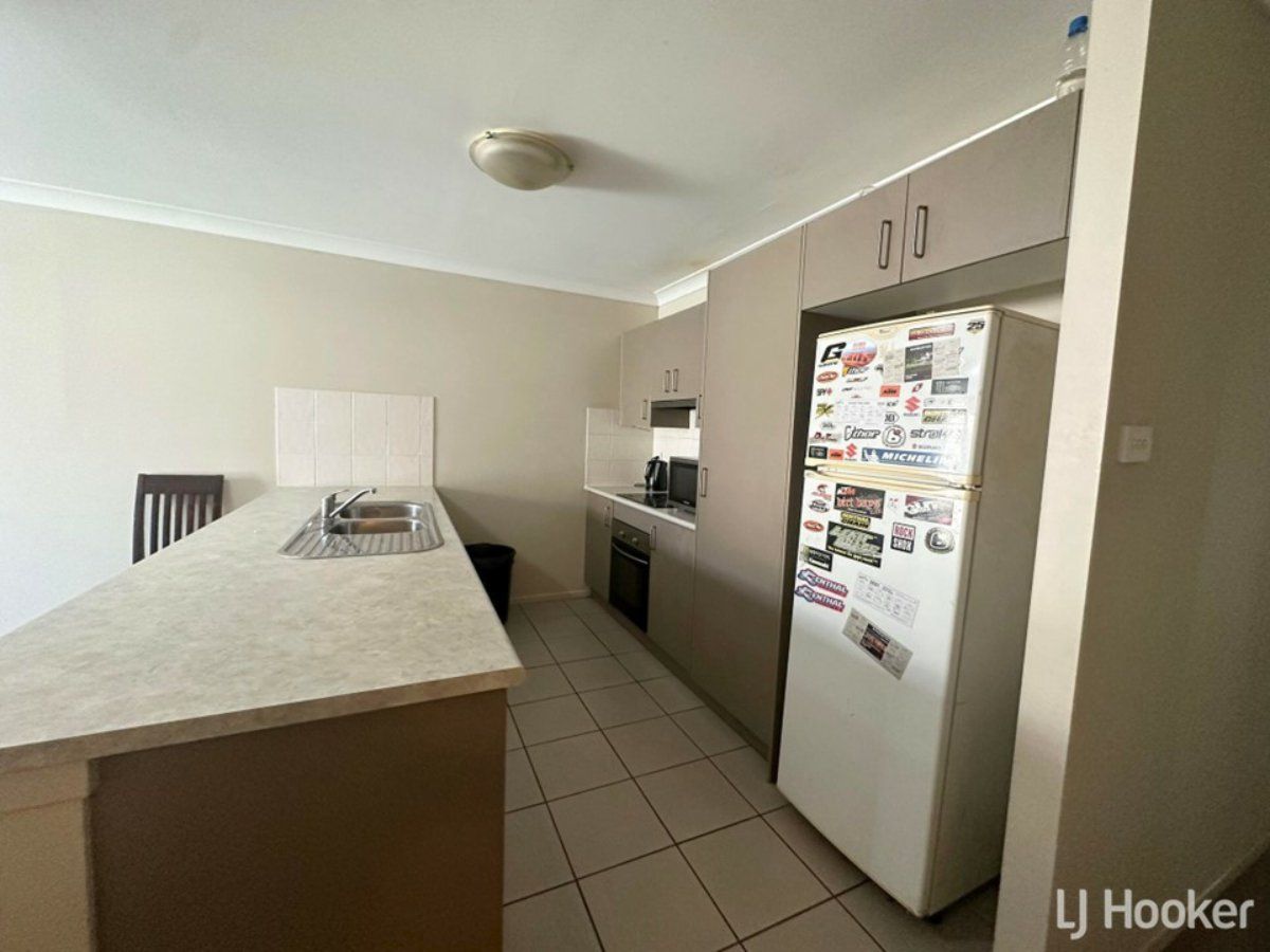 17-27/33 Eveleigh Court, Scone NSW 2337, Image 2