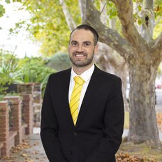 Nick Giannopoulos, Property manager
