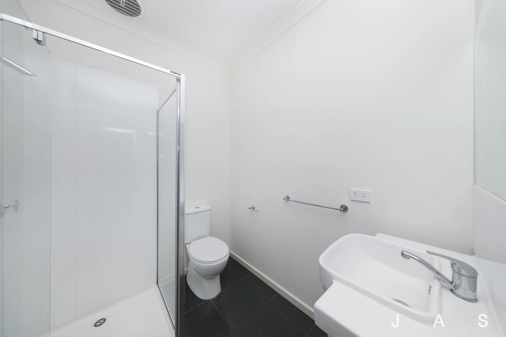 Additional image 8 of 2/27 Edgar St, Kingsville VIC 3012