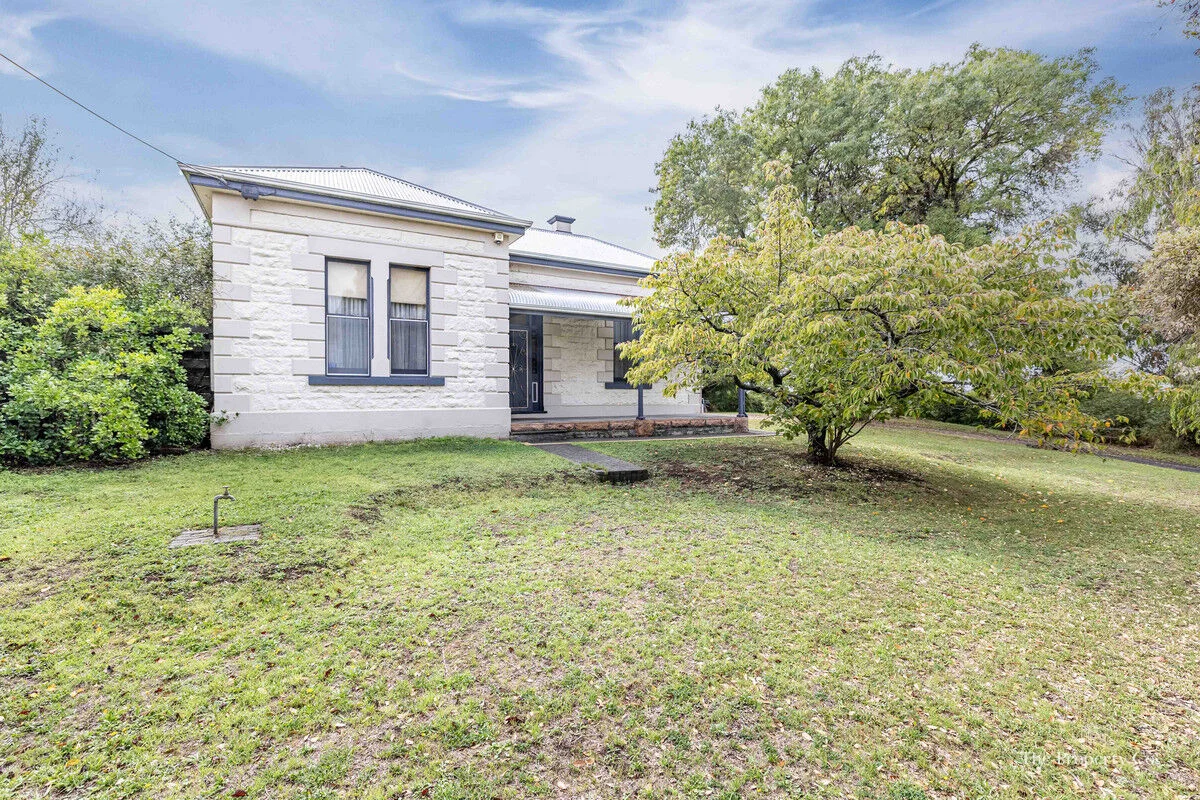 4 Queens Avenue, Mount Gambier SA 5290