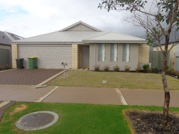 4 bedrooms House in 64 Weewar Circuit SOUTH YUNDERUP WA, 6208