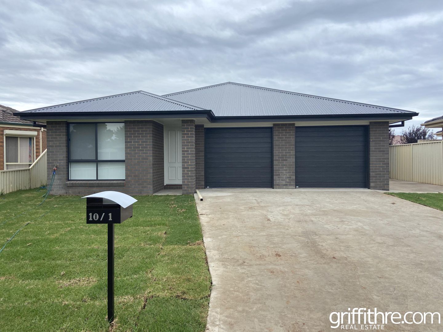 1/10 Graves Place, Griffith NSW 2680