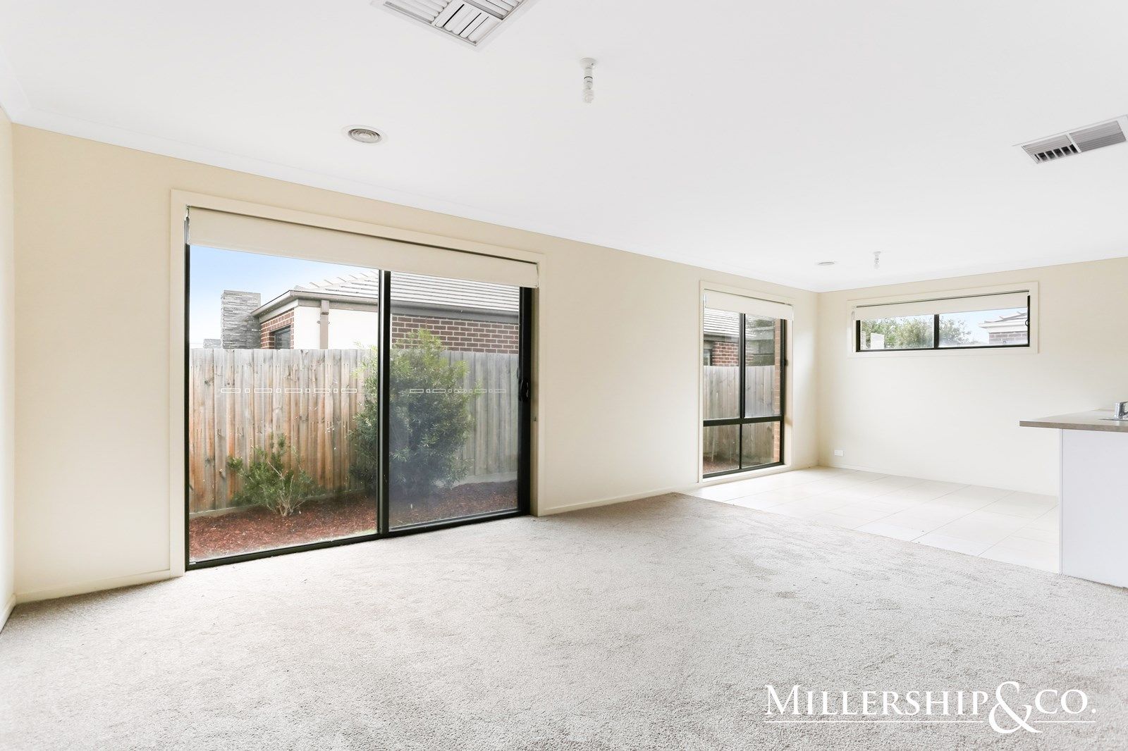 11 Persimmon Way, Doreen VIC 3754, Image 2