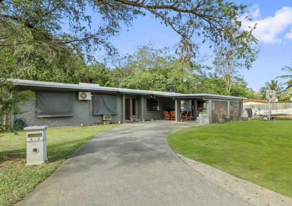 4 bedrooms House in 6-8 Pennine Close SMITHFIELD QLD, 4878