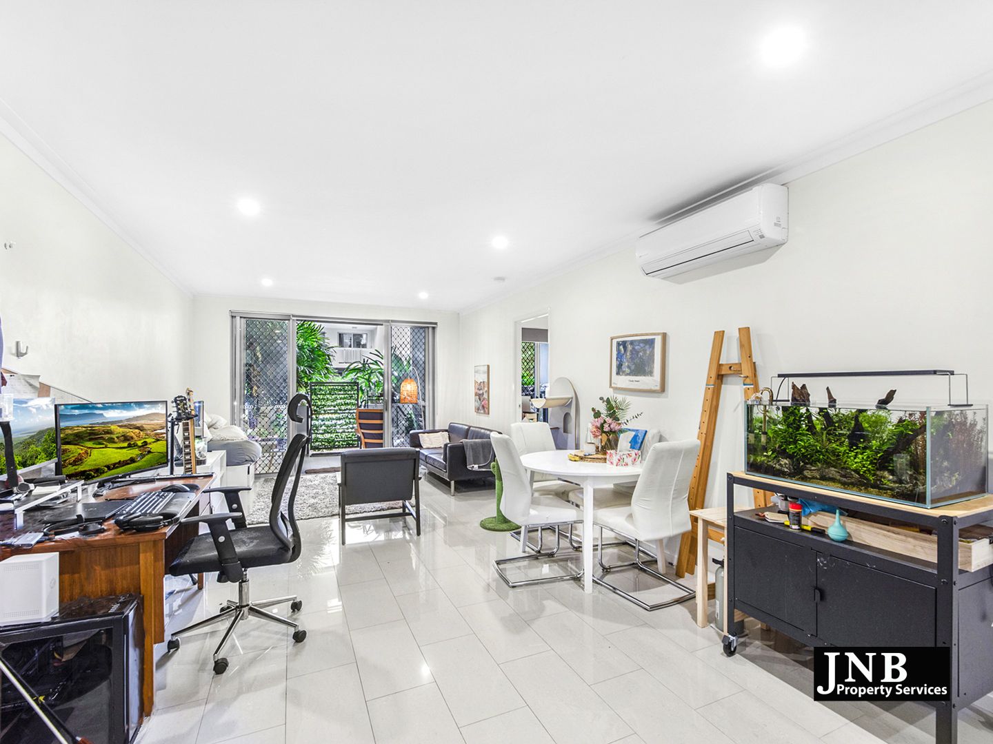 1003/8 Lochaber Street, Dutton Park QLD 4102, Image 2