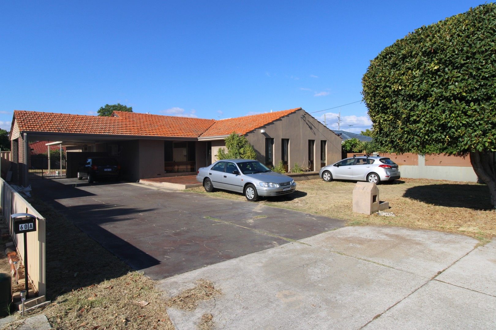 6 bedrooms House in 58 Edward Street BEDFORD WA, 6052