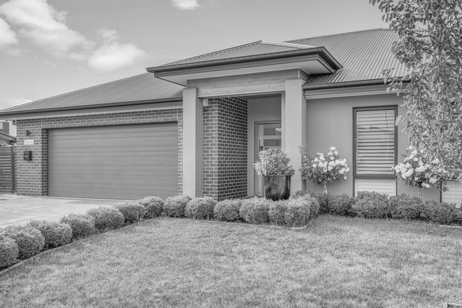 Picture of 8 Croke Close, KELSO NSW 2795