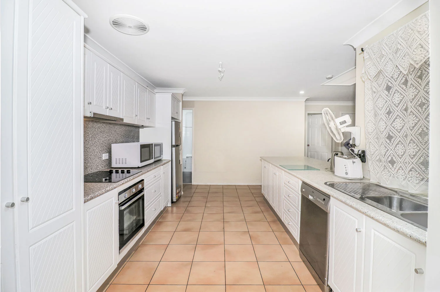 198 Bennett Road, St Clair NSW 2759