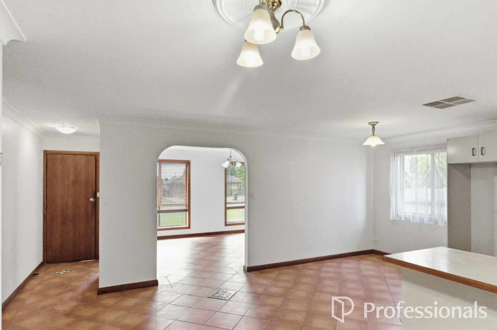 Additional image 3 of 14 Eaton Street, Ashmont NSW 2650