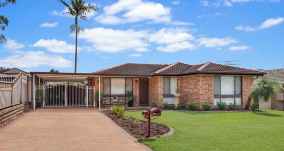 3 bedrooms House in 16 Borodin Close CRANEBROOK NSW, 2749