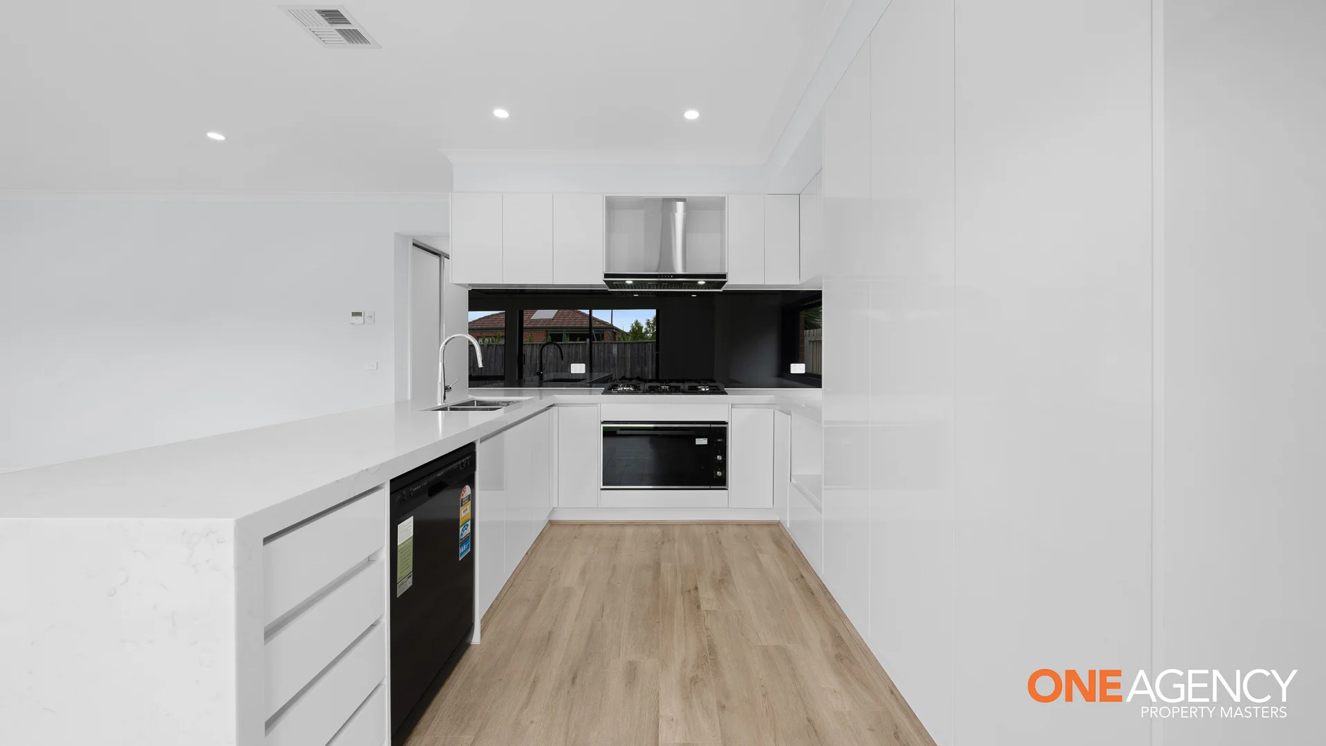 Additional image 5 of 122 sumac Street, Brookfield VIC 3338