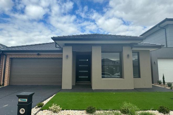 Picture of 15 Brigadier Way, BERWICK VIC 3806