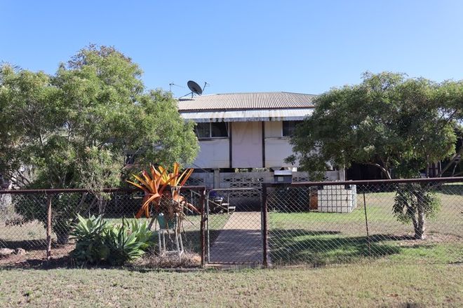 Picture of 34 Third Avenue, SCOTTVILLE QLD 4804