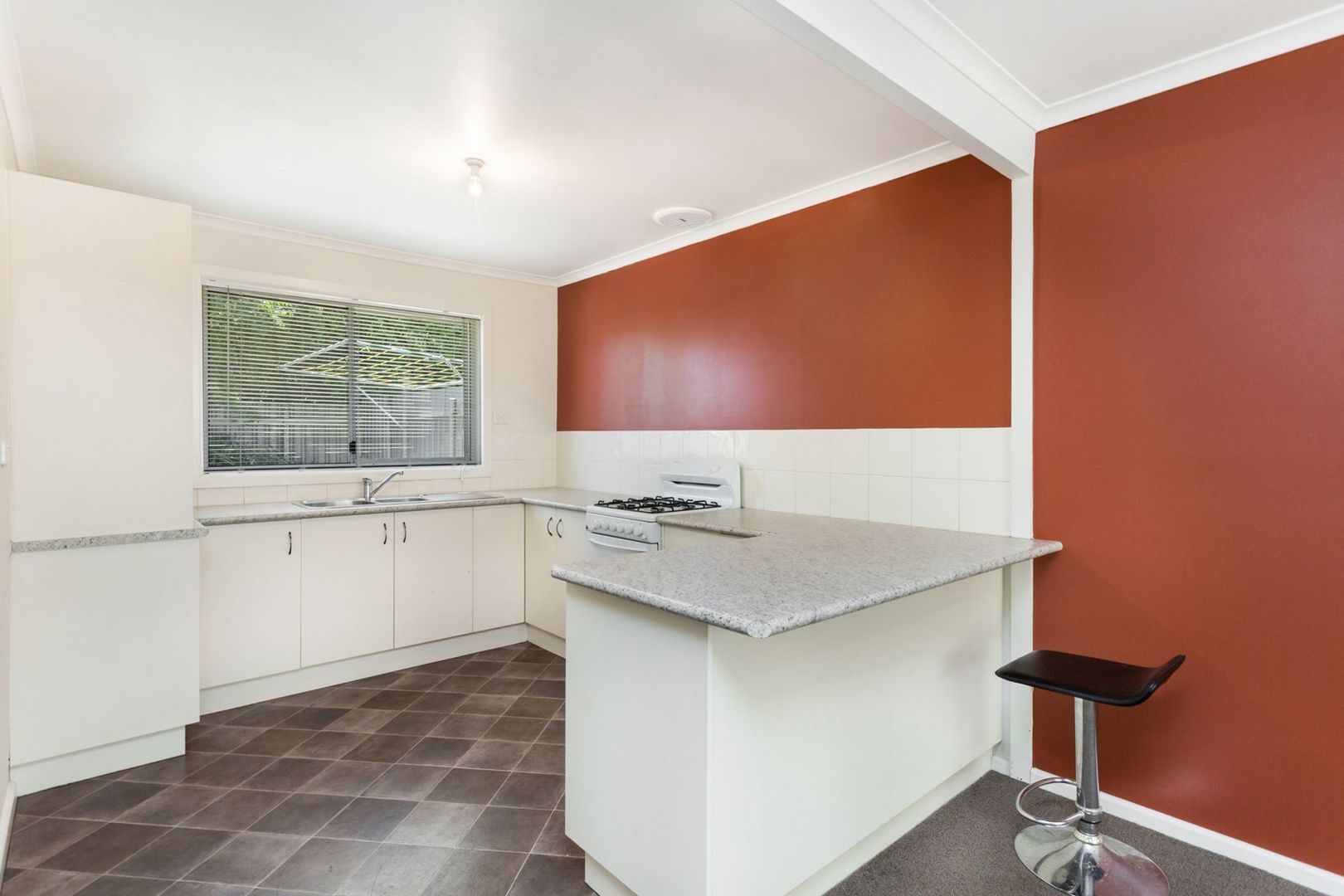 4/131 Bobs Street, White Hills VIC 3550, Image 1