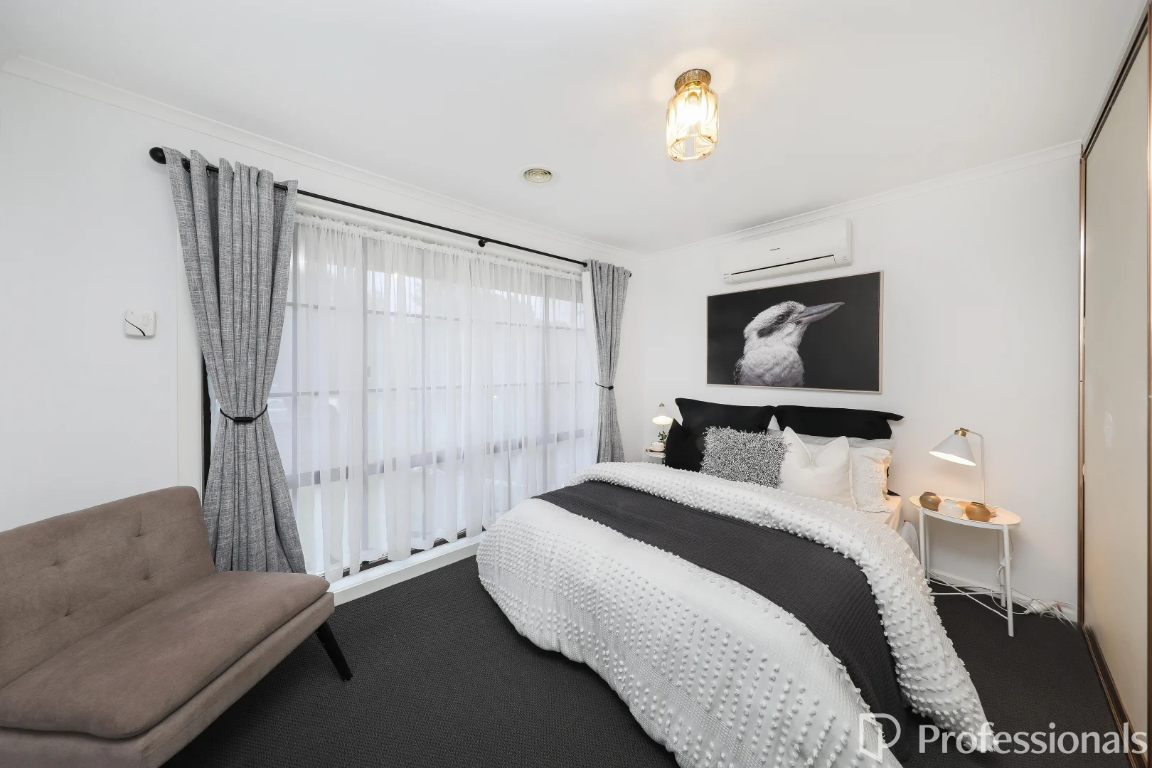 Additional image 4 of 1 Shoalhaven Street, Werribee VIC 3030