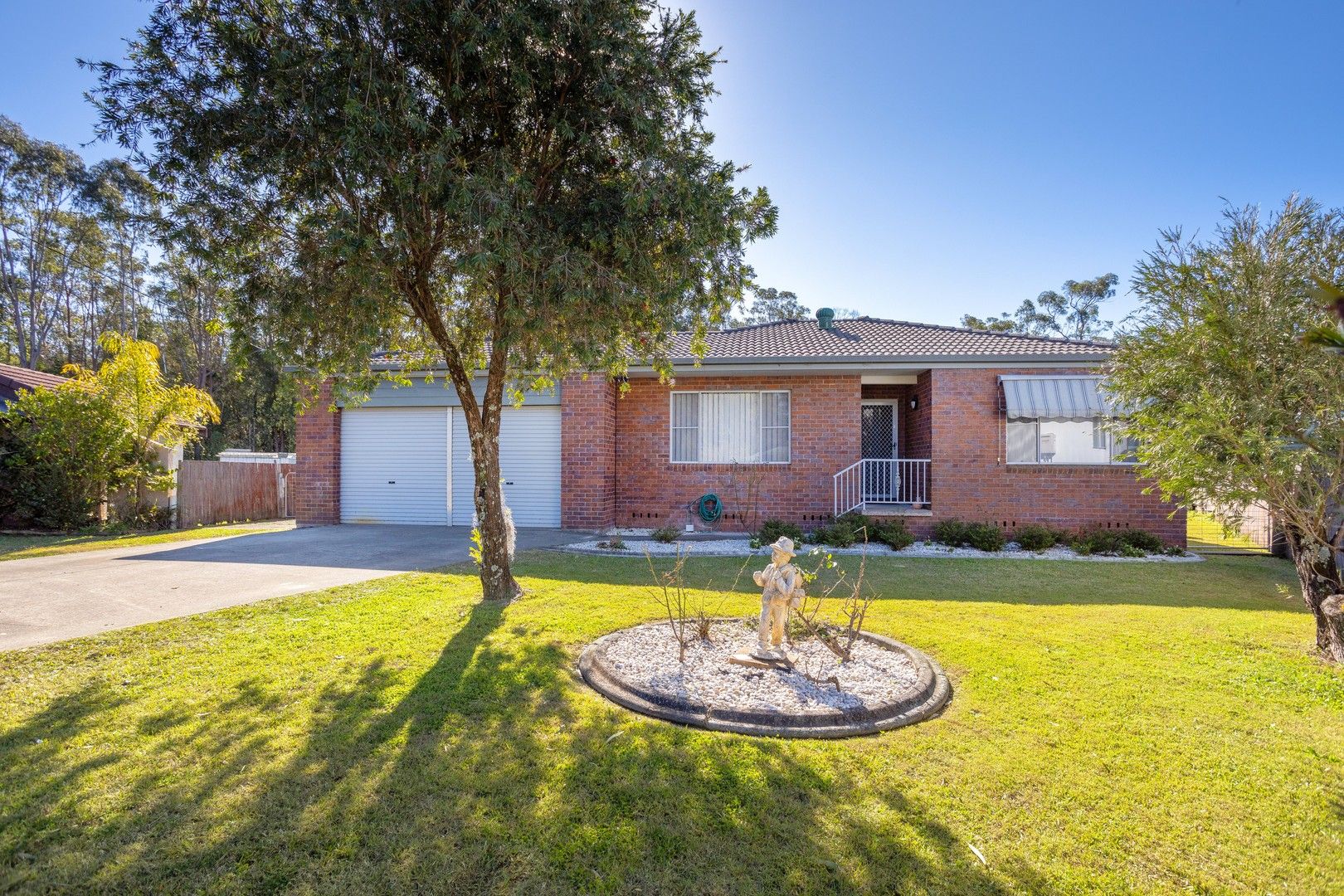 16 Hampton Court, Lansdowne NSW 2430, Image 0