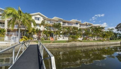 Picture of 2/20 Canal Avenue, RUNAWAY BAY QLD 4216