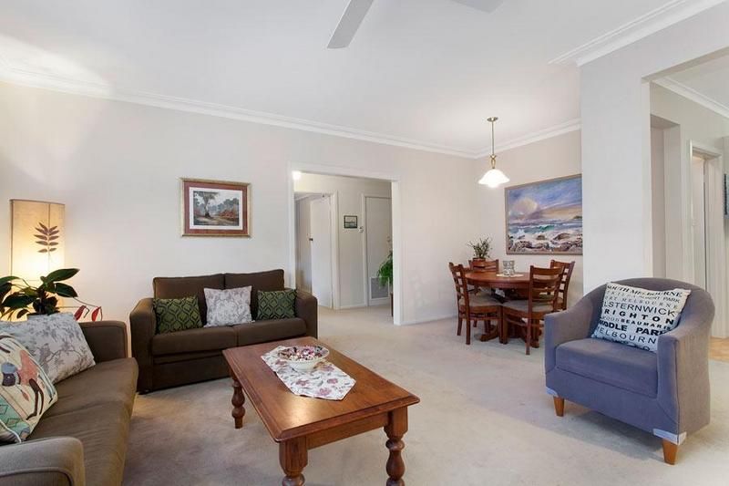 5/18-20 Downshire Road, ELSTERNWICK VIC 3185, Image 2