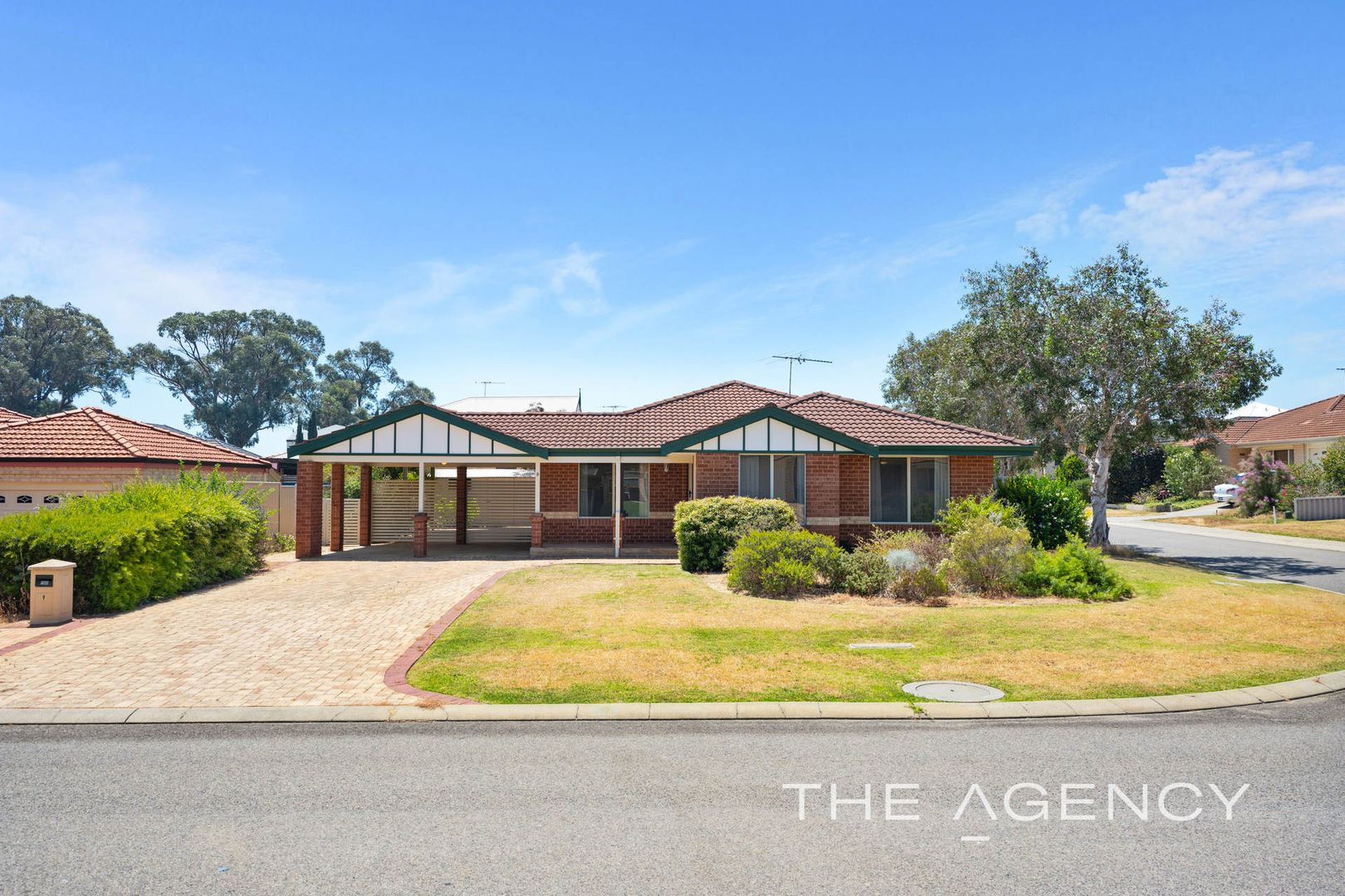 9 Okra Court, Lake Coogee WA 6166, Image 1