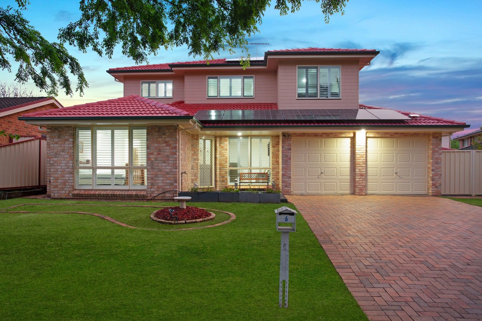 6 bedrooms House in 6 Aberdeen Place STANHOPE GARDENS NSW, 2768