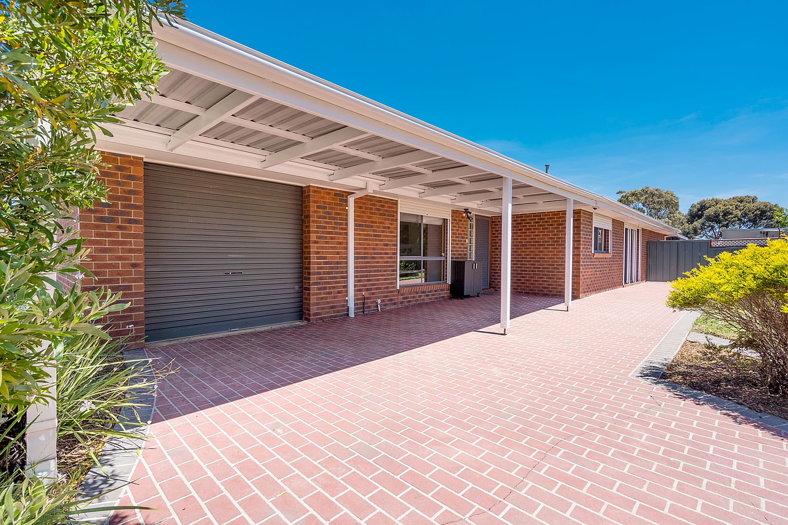 11 Dozey Court, Roxburgh Park VIC 3064, Image 1