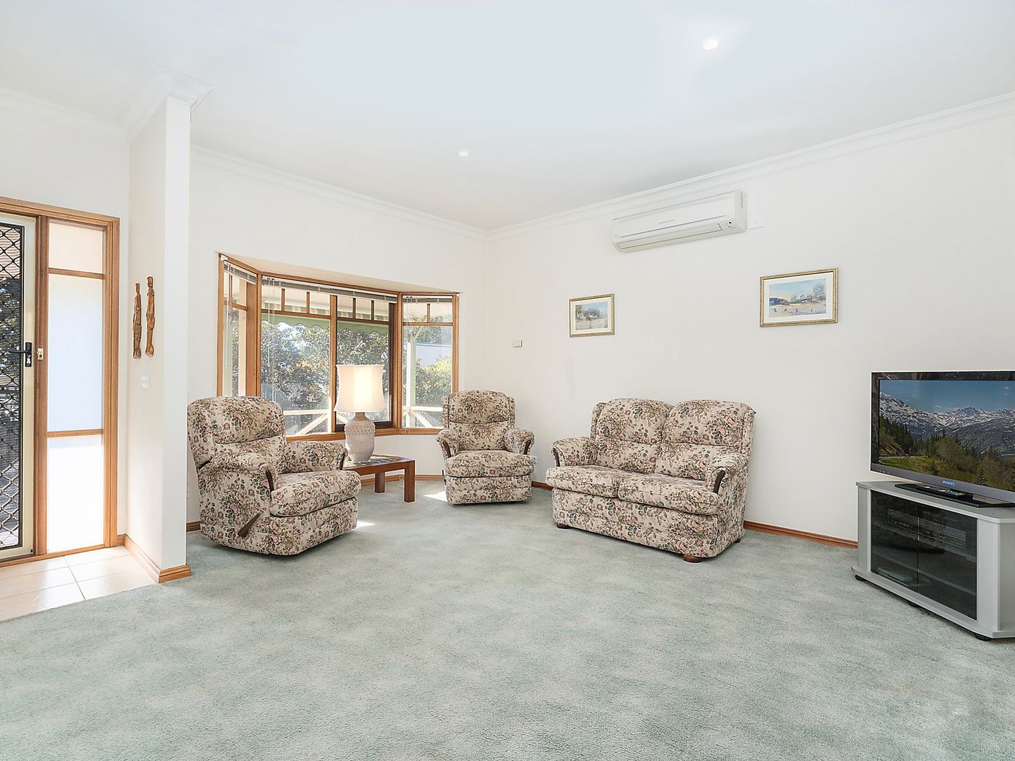 2/15 Ripper Street, Montmorency VIC 3094, Image 1