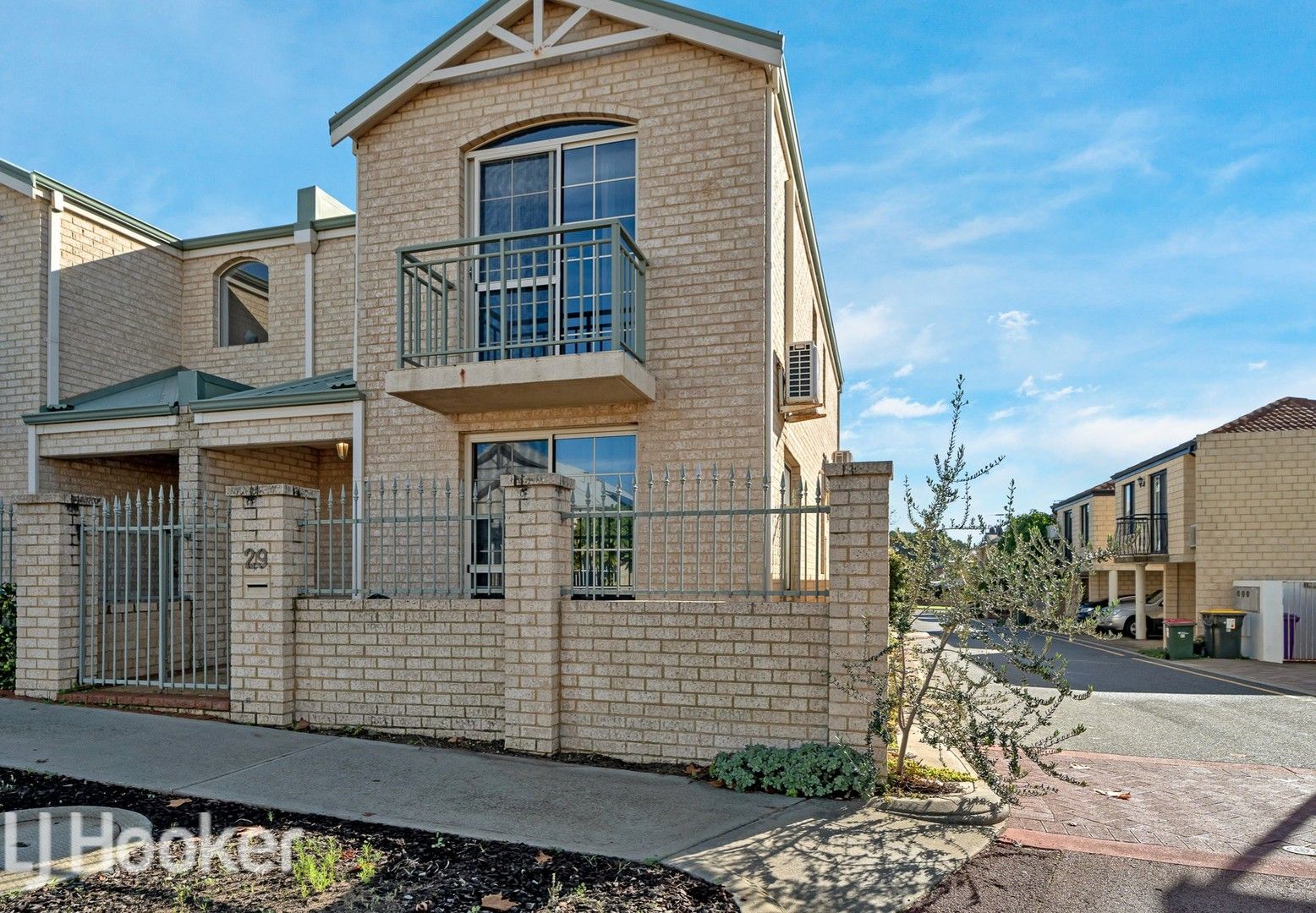 29 Blackfriars Road, Joondalup WA 6027 House For Rent Domain