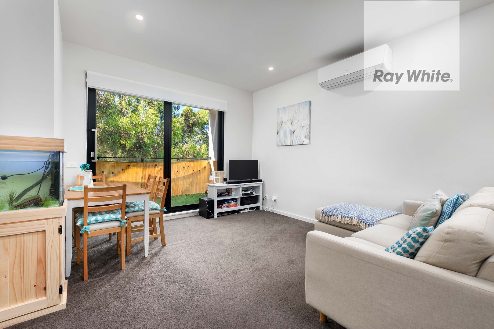 203/95 Janefield Drive, Bundoora VIC 3083, Image 2