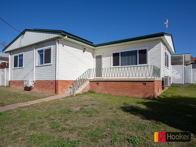 2 McRae Street, Hillvue NSW 2340, Image 0