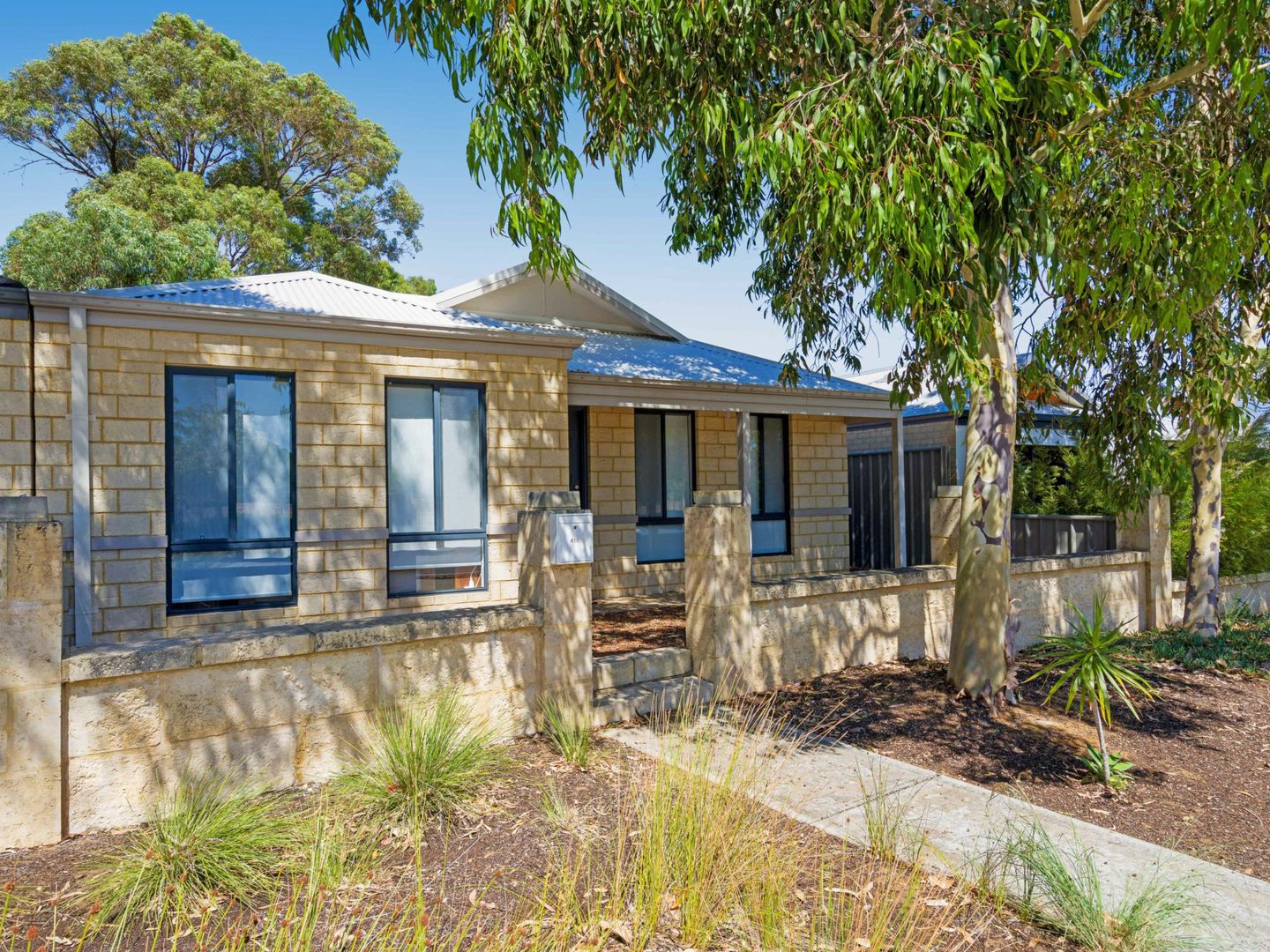 419 Lambeth Circle, Wellard WA 6170, Image 2