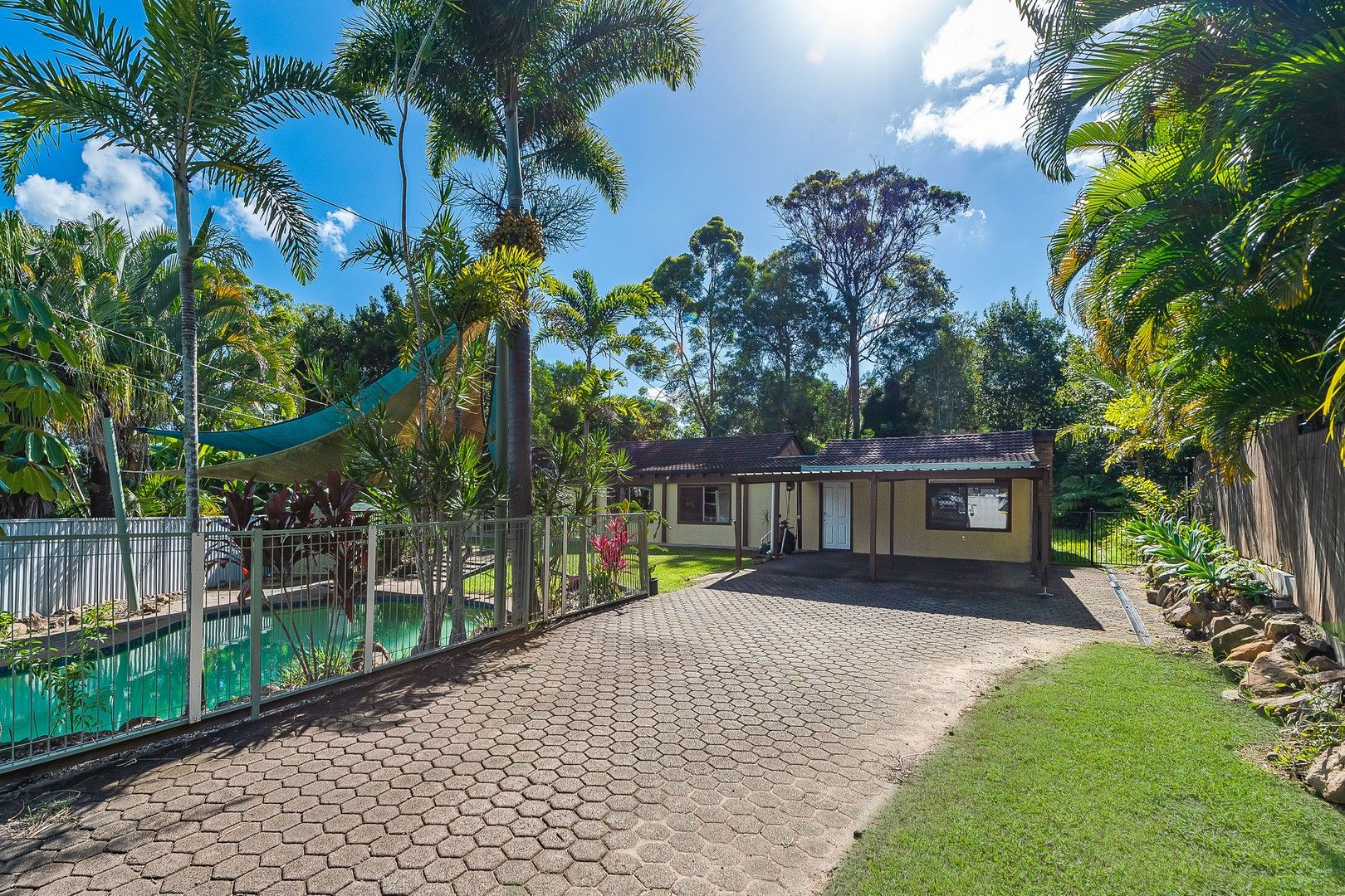 3 bedrooms House in 20 Juanita Grove SPRINGWOOD QLD, 4127