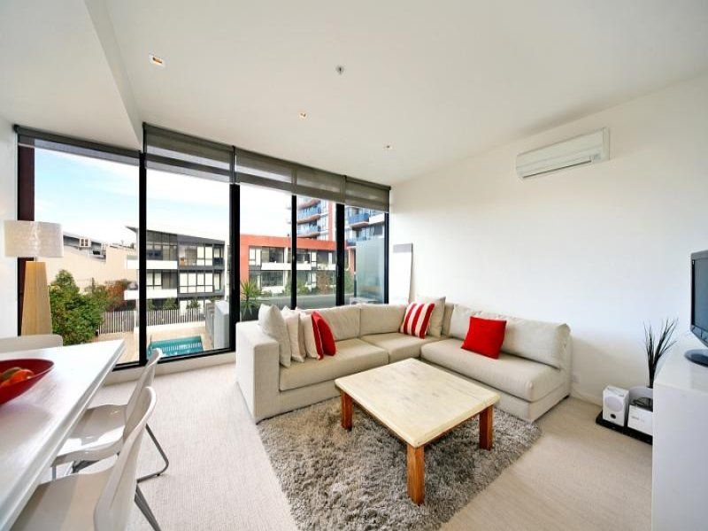 1 bedrooms Apartment / Unit / Flat in 206A/8 Balmain Street RICHMOND VIC, 3121