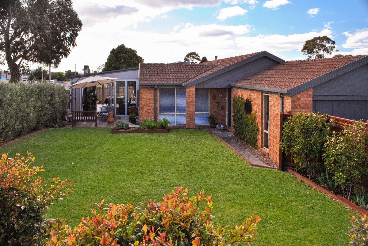 3 bedrooms House in 1 Weber Drive MORNINGTON VIC, 3931