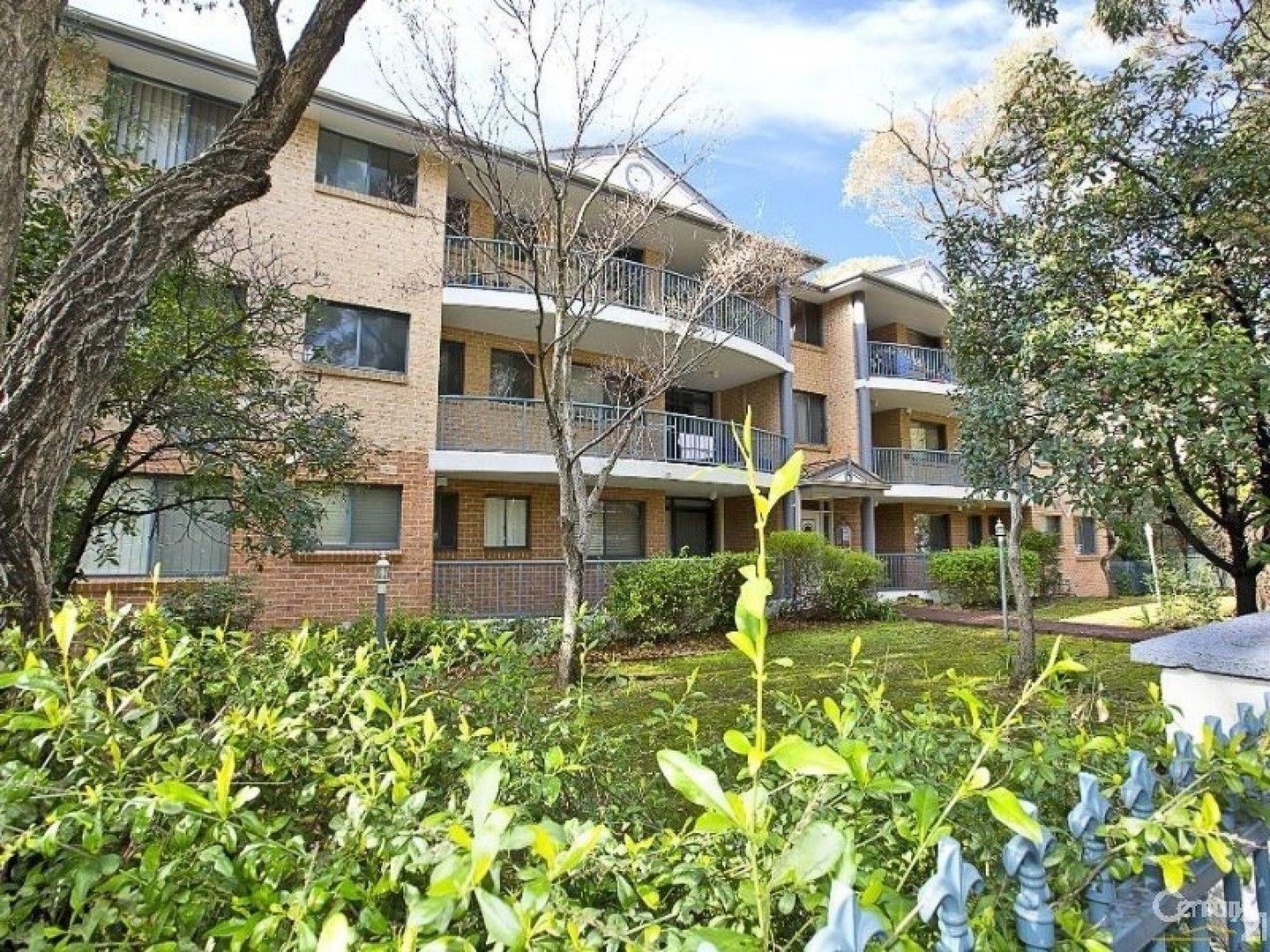 2 bedrooms Apartment / Unit / Flat in 18/70-72 Lane Street WENTWORTHVILLE NSW, 2145