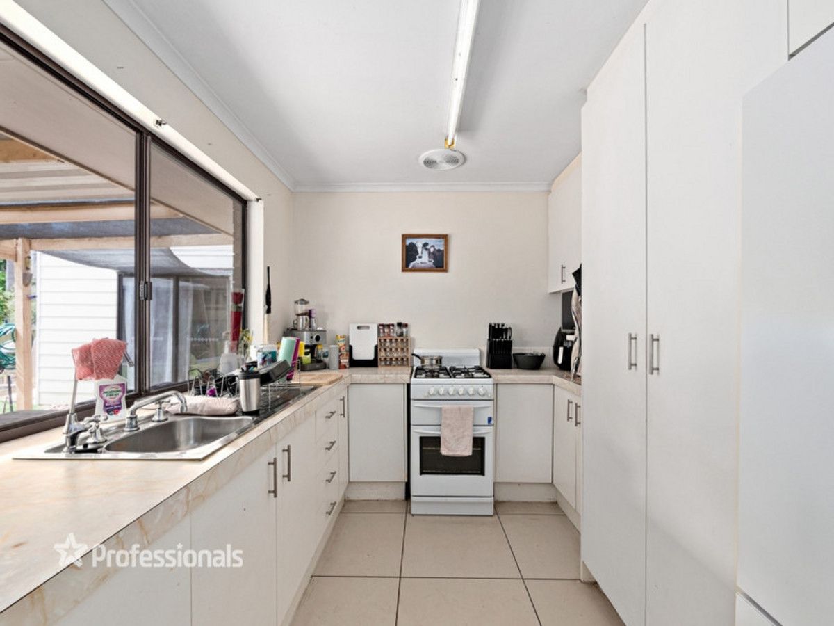 21 Saywell Crescent, Salisbury North SA 5108, Image 2