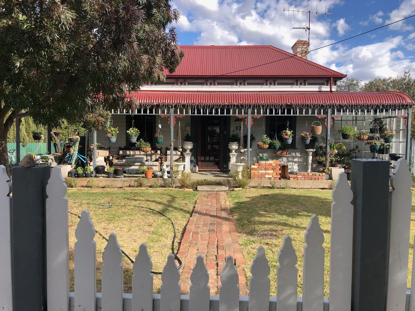 4 bedrooms House in 92 Moore Street ARARAT VIC, 3377