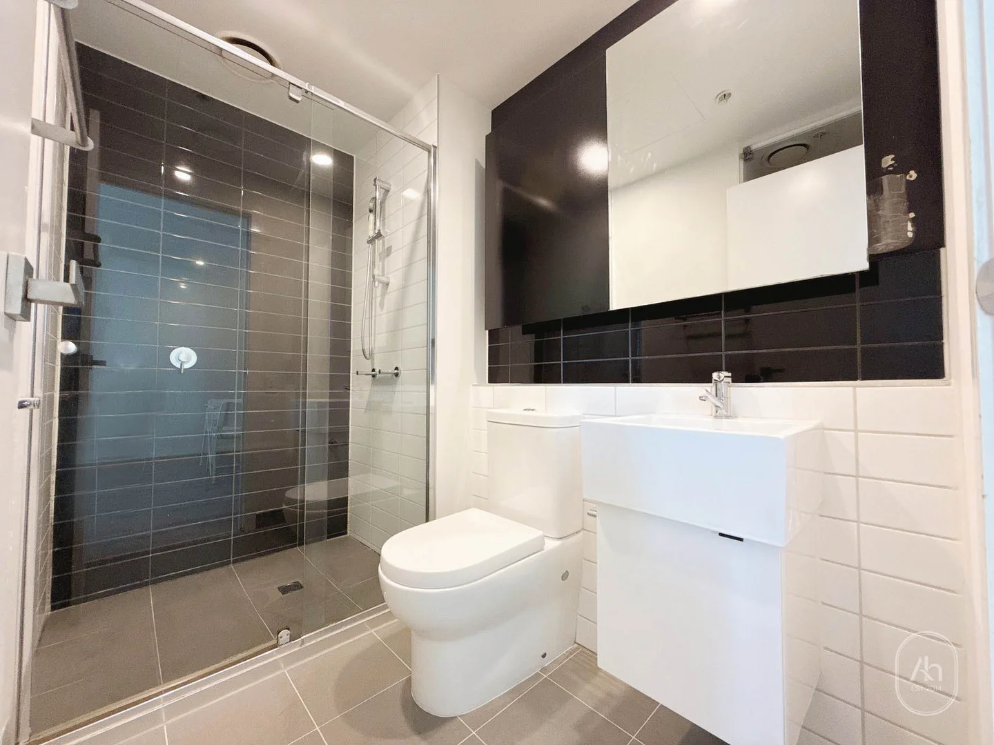 Additional image 11 of 1811/80 Abeckett Street, Melbourne VIC 3000