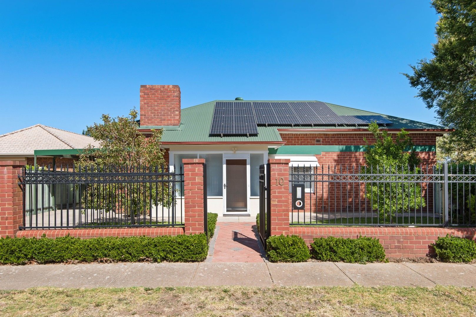 10 Poole Avenue, Hampstead Gardens SA 5086, Image 0