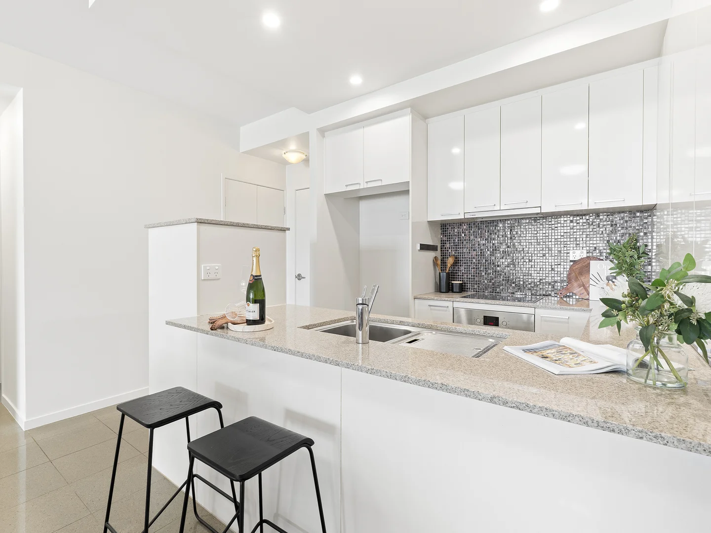 Additional image 5 of 404/174-180 Grafton Street, Cairns City QLD 4870