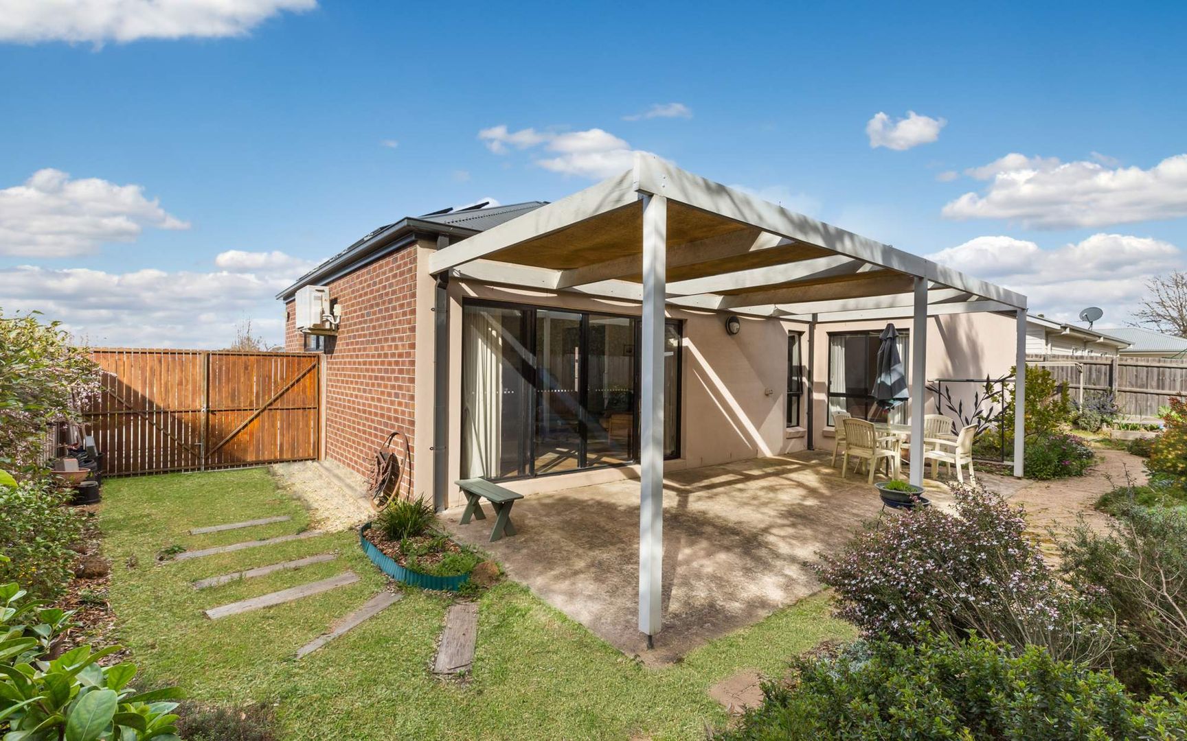 5/54 Stephen Street, Gisborne VIC 3437, Image 2