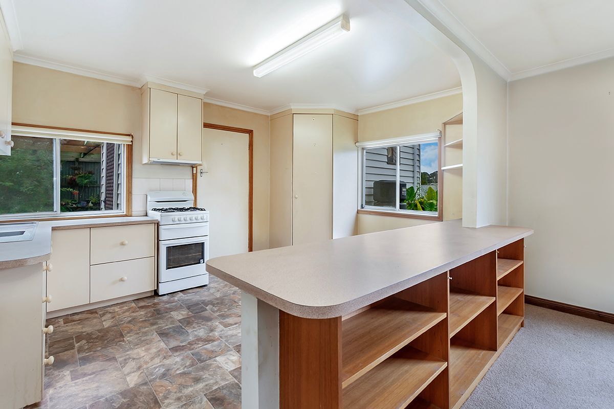 16 Bell Street, Glenthompson VIC 3293, Image 2