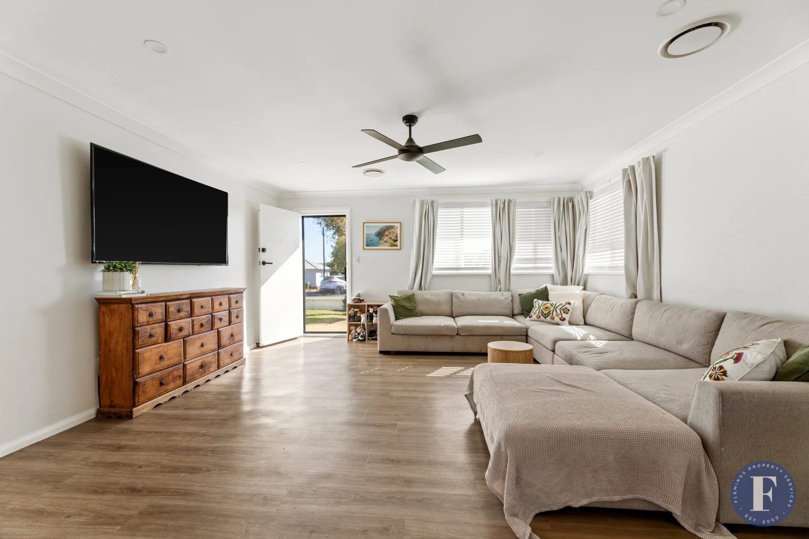 Additional image 12 of 8 Spring Street, Young NSW 2594