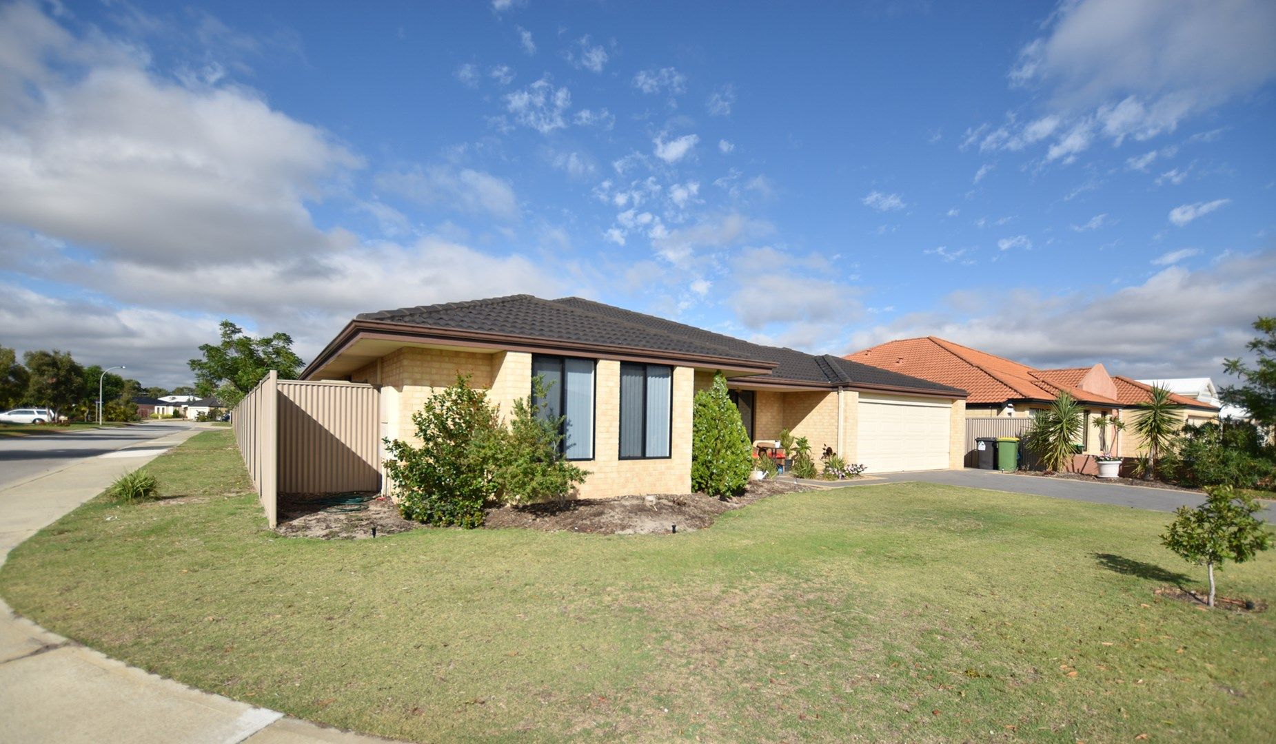 17 Azure Street, Southern River WA 6110, Image 0