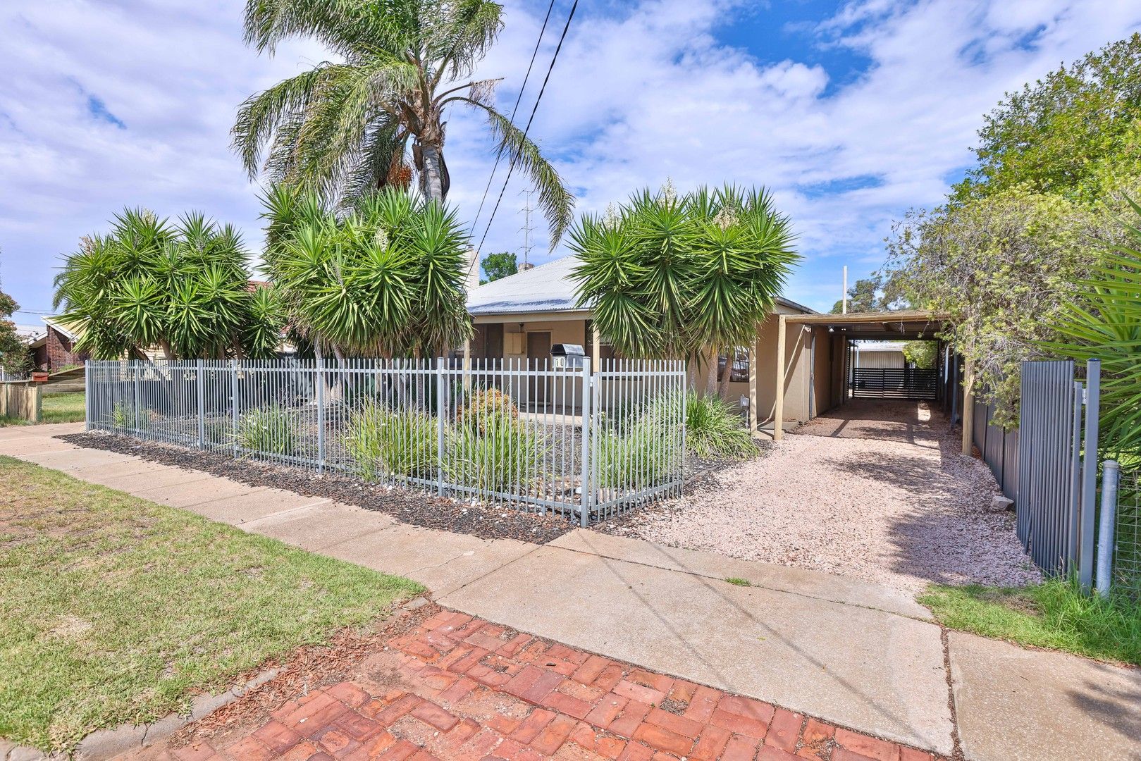 3 bedrooms House in 10 Dawn Avenue MILDURA VIC, 3500