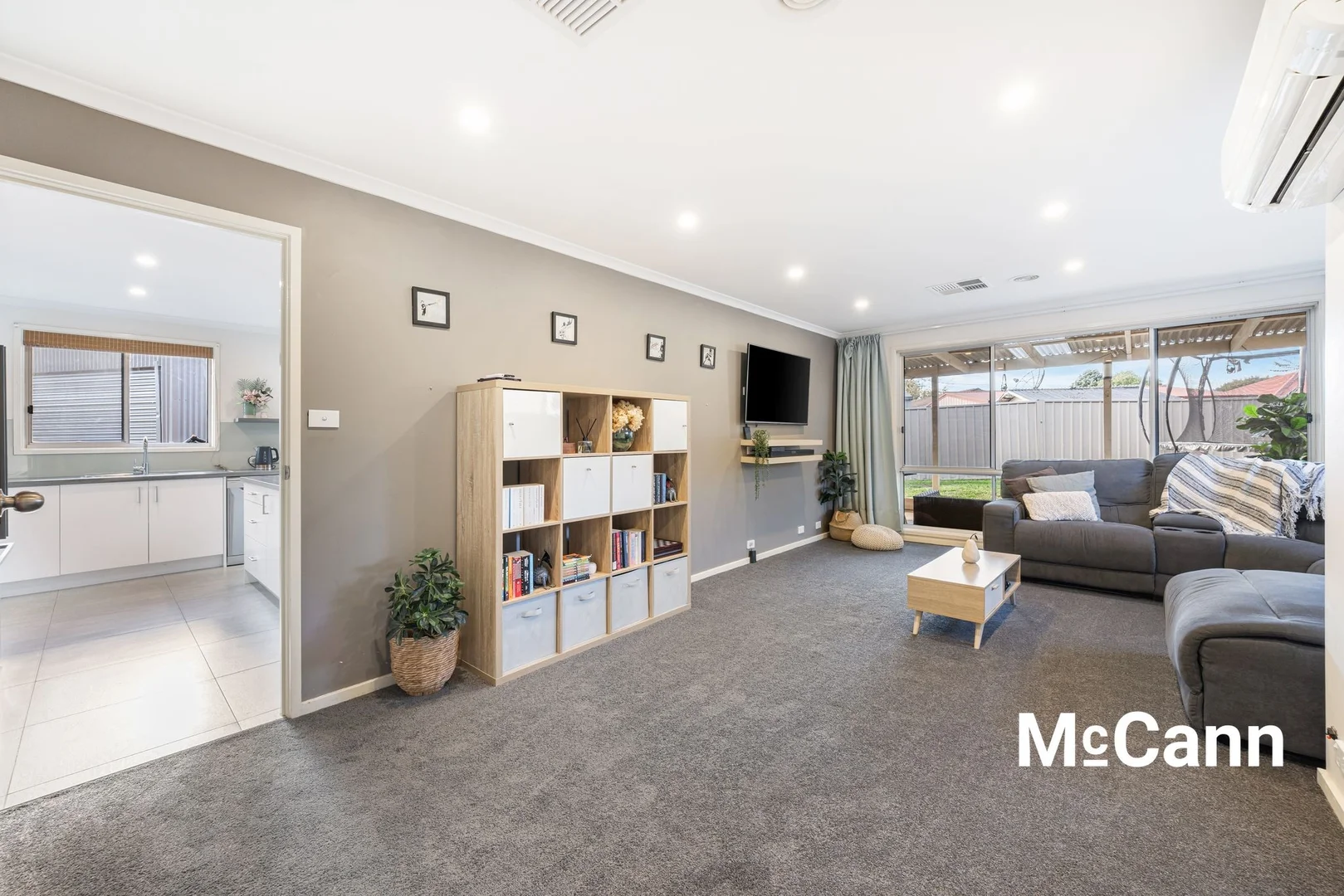 Additional image 7 of 3 Pimpampa Close, Isabella Plains ACT 2905