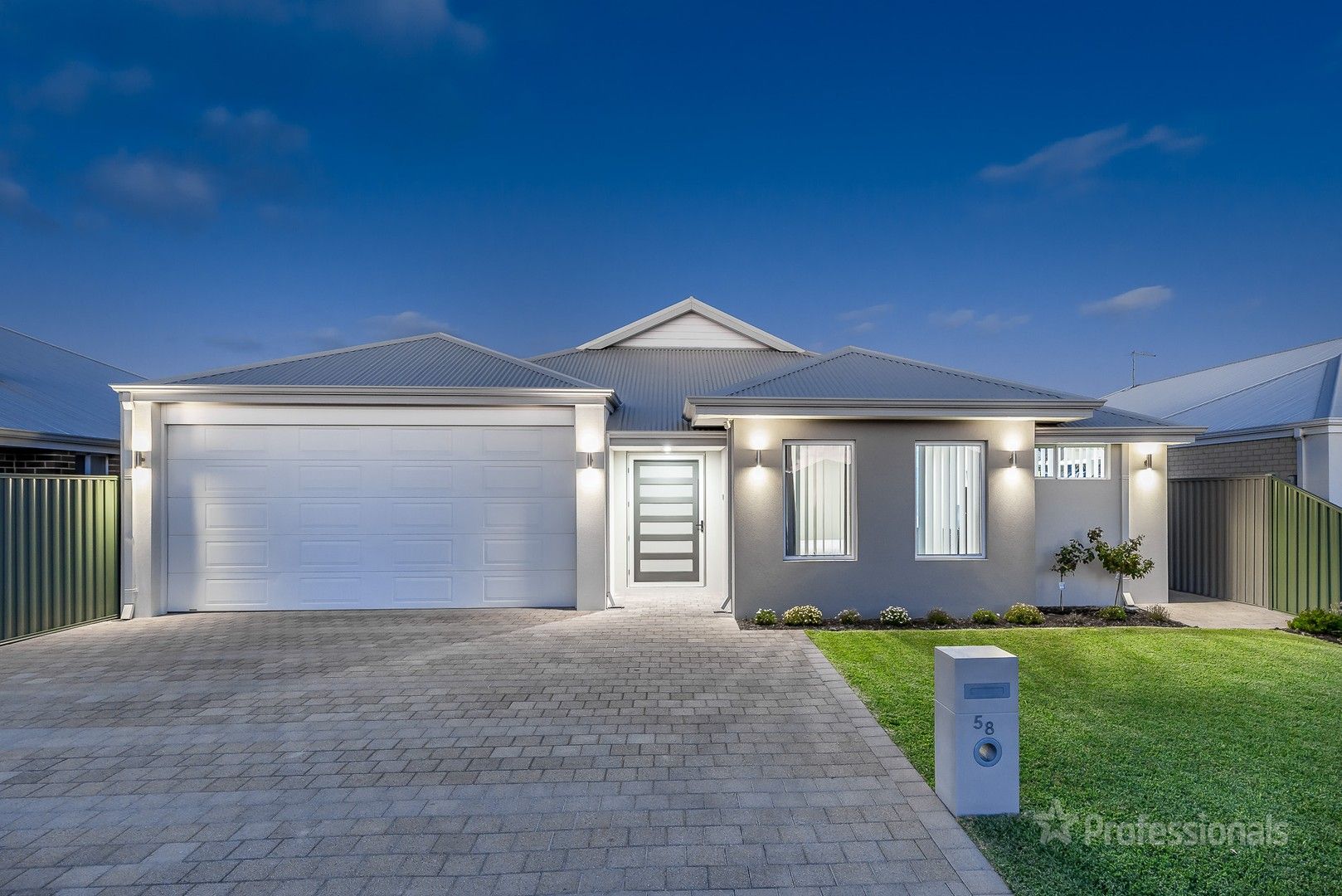 4 bedrooms House in 58 Bewdley Way ALKIMOS WA, 6038